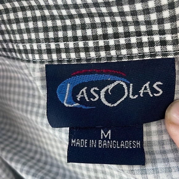 Las‎ Olas “ Lost in the 50’s “ Rock N Roll Button Up Shirt - Picture 11 of 12